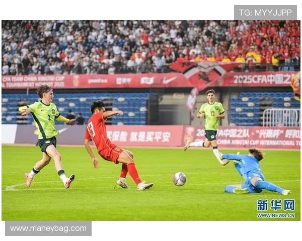 中国足球超级联赛迎来新赛季 多支劲旅调整阵容力争夺冠